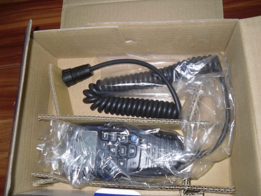 Command Mic HM195B Microphone W/ Extension Cable NEW IN BOX Max