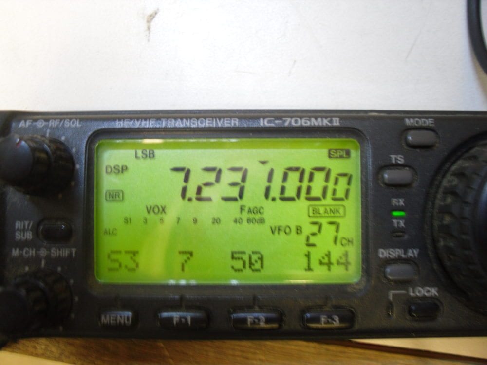 Icom IC-706 MKII HF VHF Transceiver w/Removable Front Faceplate