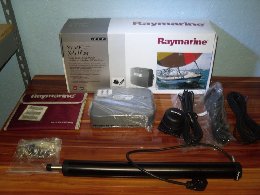 Raymarine SAILBOAT AUTOPILOT MINUS DISPLAY Smartpilot X5 Tiller Pilot