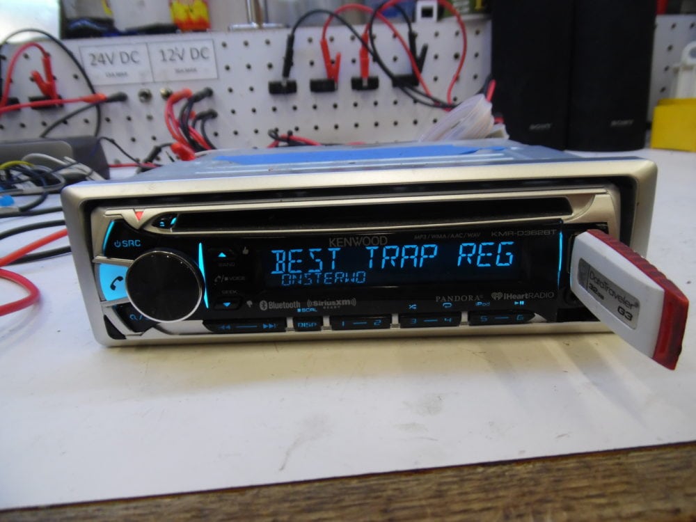 Kenwood KMR-D362BT Single Din Bluetooth Radio-90 Days Warranty - Great