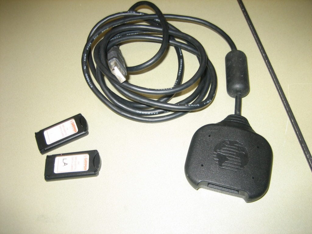 GARMIN 3200016201 GPS USB Data Card Programmer Reader Cable w/ 2 Data Cards Max Marine