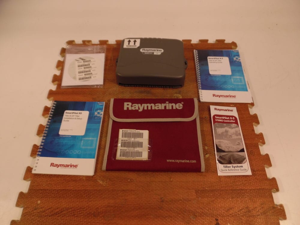 Raymarine SPX5 Smartpilot X5 Autopilot Processor Computer E12137