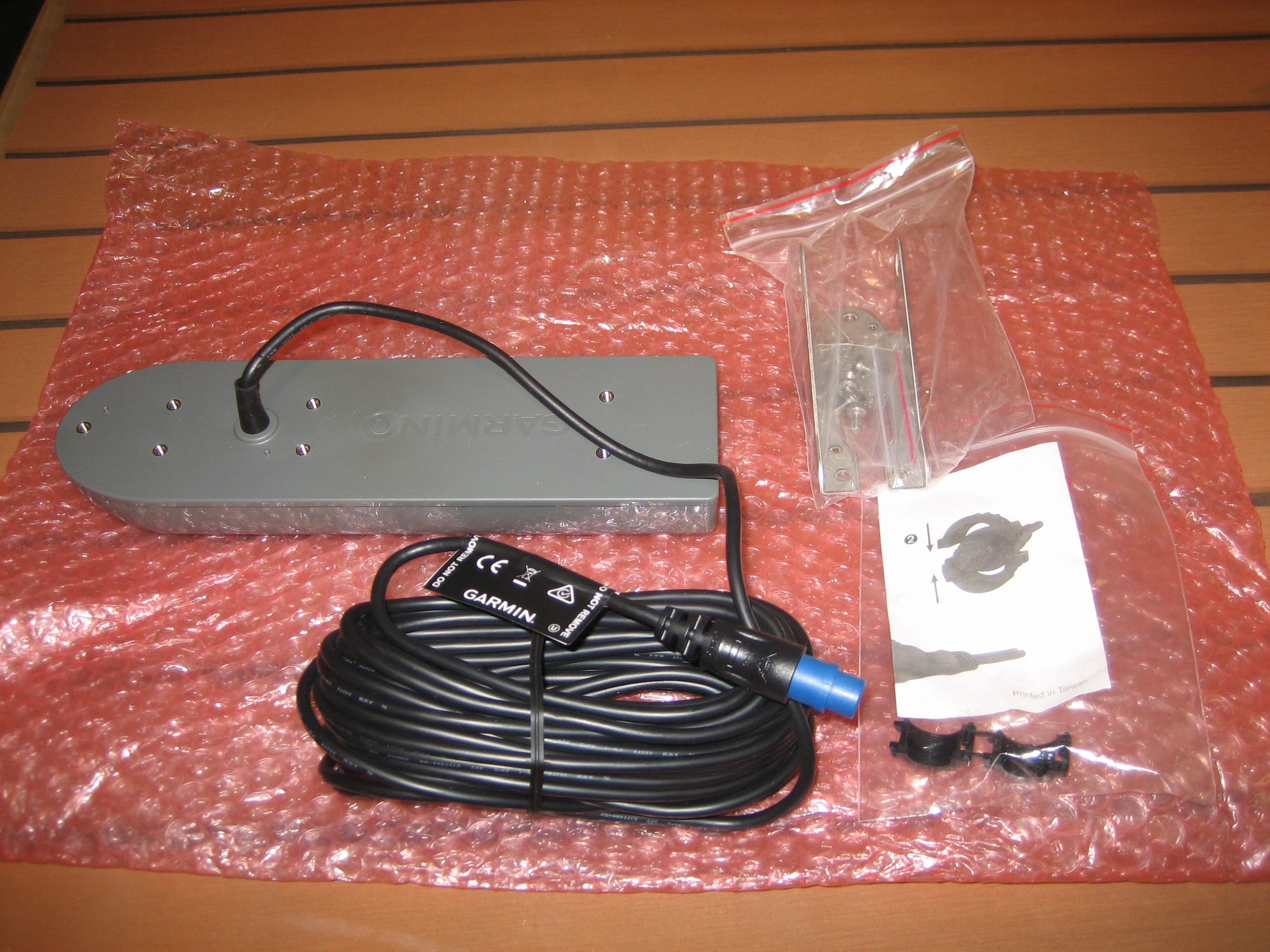 Garmin CV23MTM 8 PIN 0101276000 Transom Mount Transducer NEW OLD