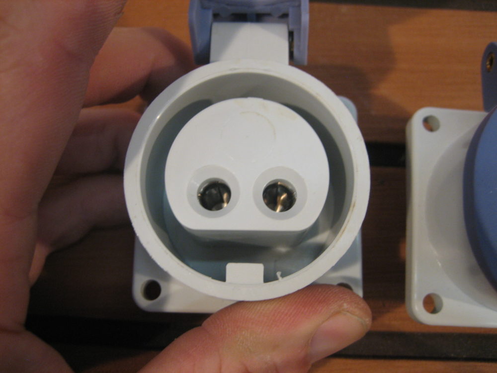 Kristal 2x Electric Fishing Reel Female Bulkhead Mount Plug Connector