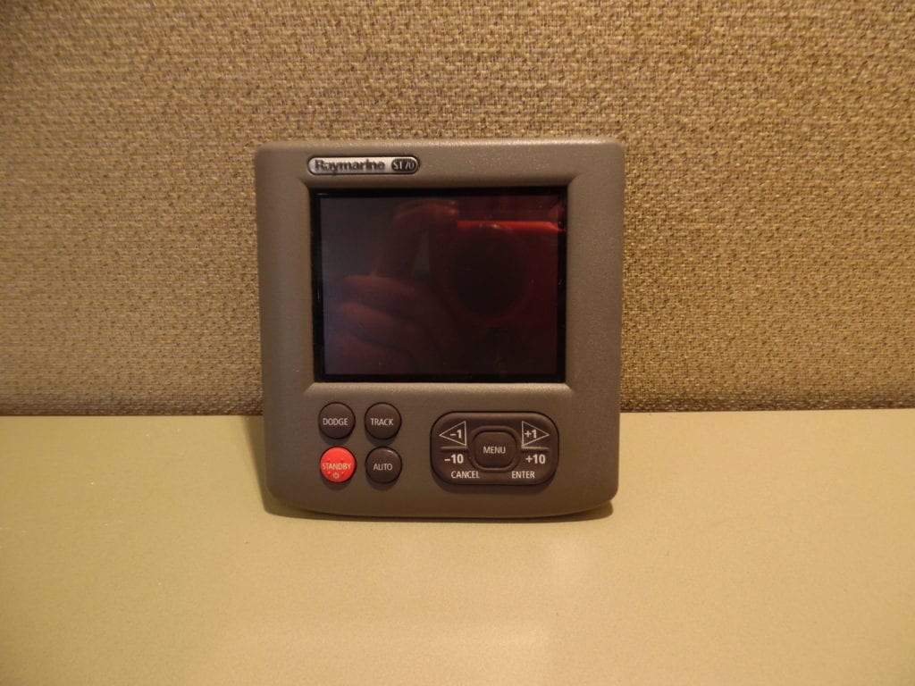 Raymarine ST70 E12196 Autopilot Control Head Display w/90 DAY WARR