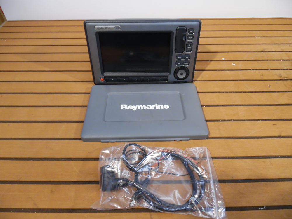 マリンスポーツ Raymarin E90W. 2 日本近海カード付