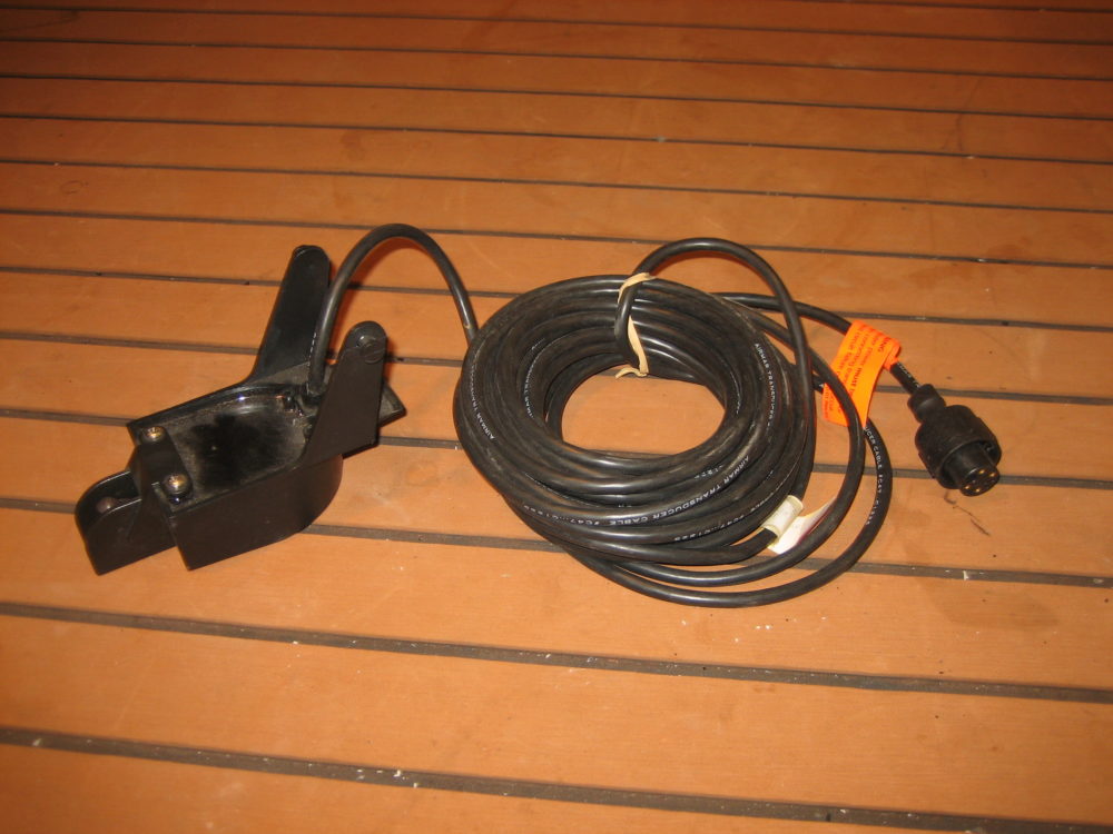 Raymarine P65 Transom Mount Transducer Depth Speed Temp E66007 work