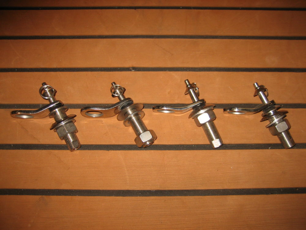 QUICK RELEASE PIN FENDER CLEATS *** SET OF 4 NEW BLEM *** Max Marine