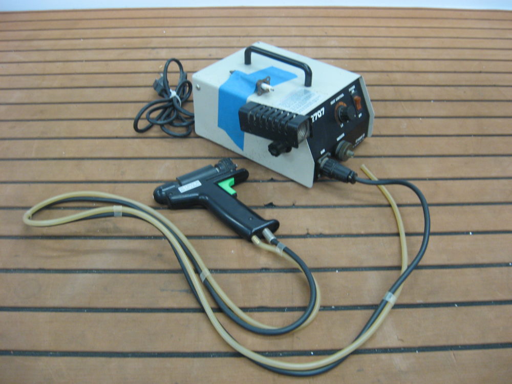 Hakko 707-2 Desoldering Tool Station For Use With 707-1 Gun - Free