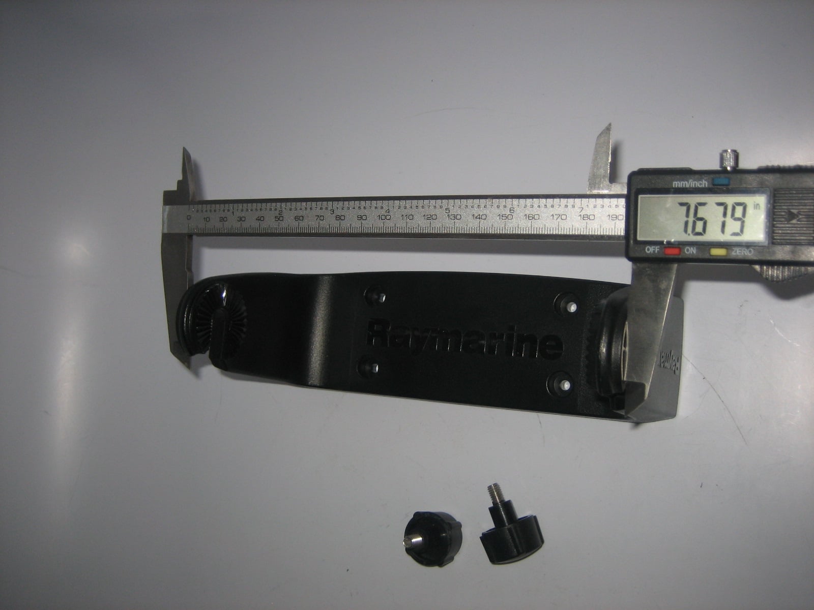 Raymarine Ray60 63 Ray70 73 Trunnion Mount Mounting Bracket + Knobs ...