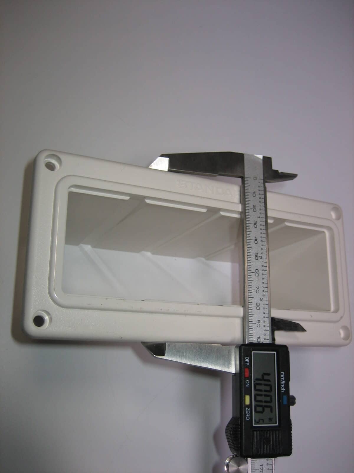 Standard Horizon Flush Mount Fixture *Fitment Unknown* 7.07" X 2.16