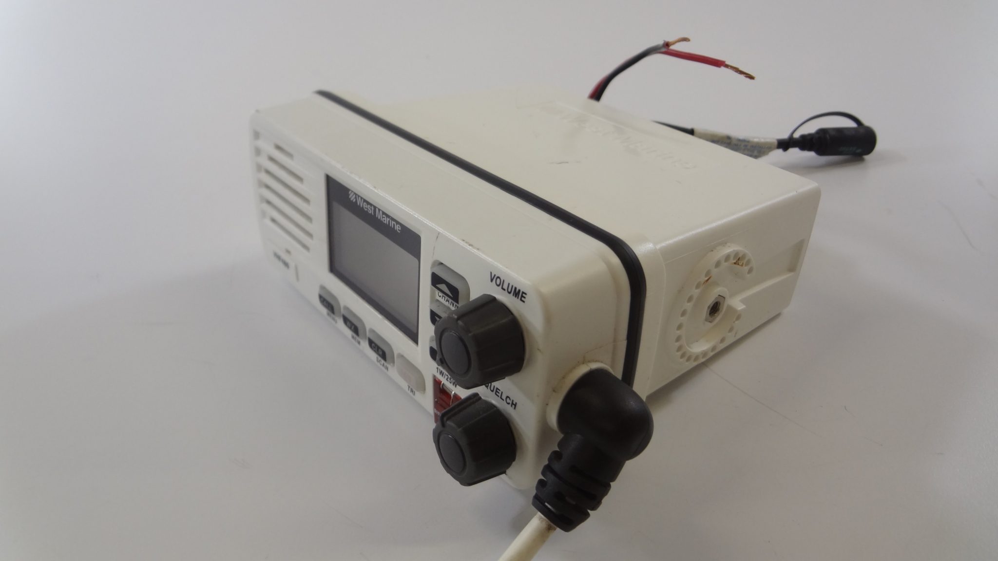 Raymarine - Émetteur-récepteur VHF Ray53 avec GPS intégré RAYMARINE