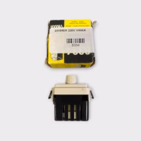 Vimar 8334 Dimmer 220V - Used - Free Shipping